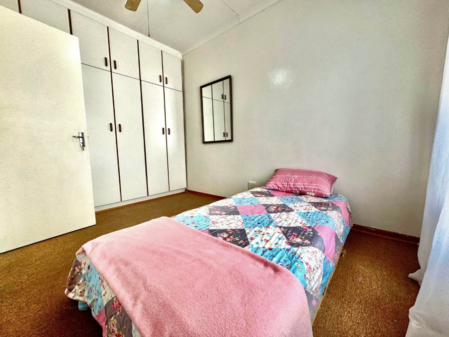2 Bedroom Property for Sale in Aviary Hill KwaZulu-Natal