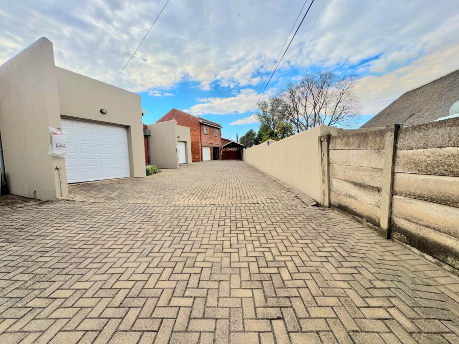 2 Bedroom Property for Sale in Aviary Hill KwaZulu-Natal