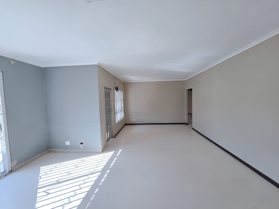 To Let 3 Bedroom Property for Rent in Genazzano KwaZulu-Natal