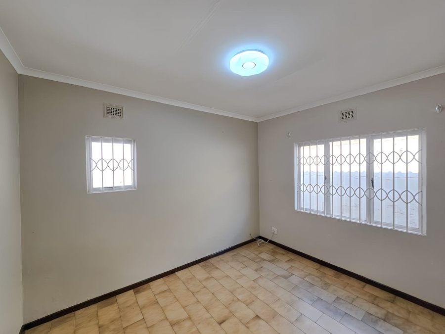 To Let 3 Bedroom Property for Rent in Genazzano KwaZulu-Natal