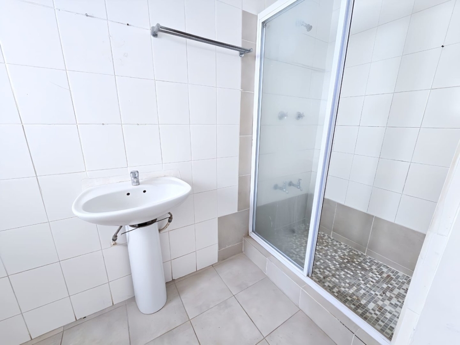 To Let 3 Bedroom Property for Rent in Genazzano KwaZulu-Natal
