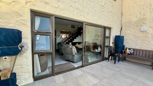 3 Bedroom Property for Sale in Beacon Rocks KwaZulu-Natal