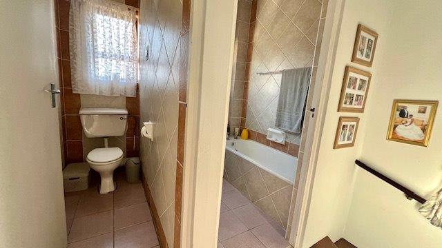3 Bedroom Property for Sale in Beacon Rocks KwaZulu-Natal
