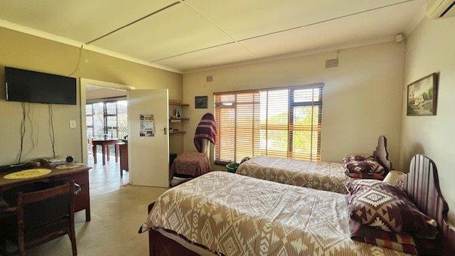 3 Bedroom Property for Sale in St Michaels On Sea KwaZulu-Natal