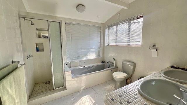 3 Bedroom Property for Sale in St Michaels On Sea KwaZulu-Natal
