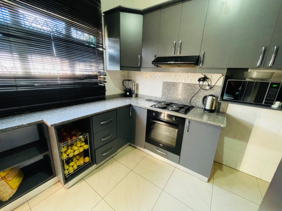 2 Bedroom Property for Sale in Mpumalanga KwaZulu-Natal