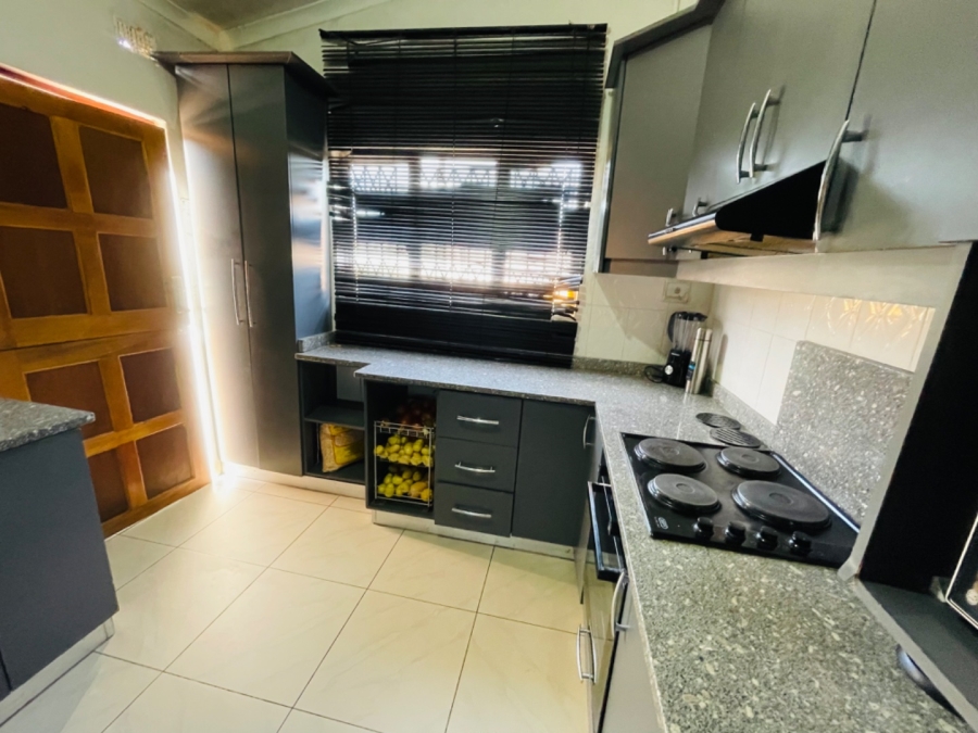2 Bedroom Property for Sale in Mpumalanga KwaZulu-Natal
