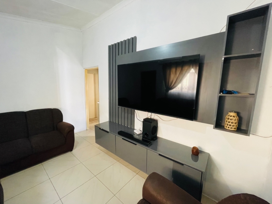 2 Bedroom Property for Sale in Mpumalanga KwaZulu-Natal