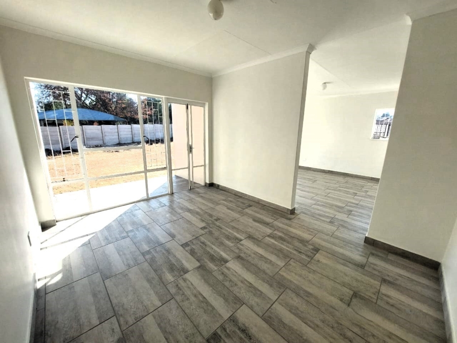3 Bedroom Property for Sale in Schuinshoogte KwaZulu-Natal