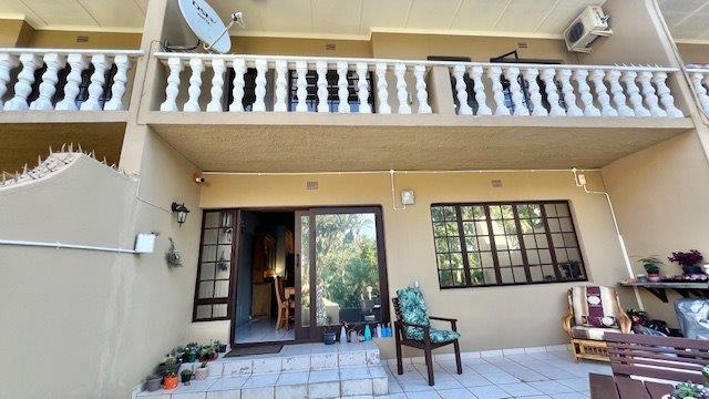 3 Bedroom Property for Sale in Uvongo KwaZulu-Natal