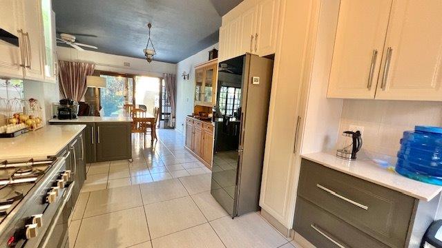 3 Bedroom Property for Sale in Uvongo KwaZulu-Natal