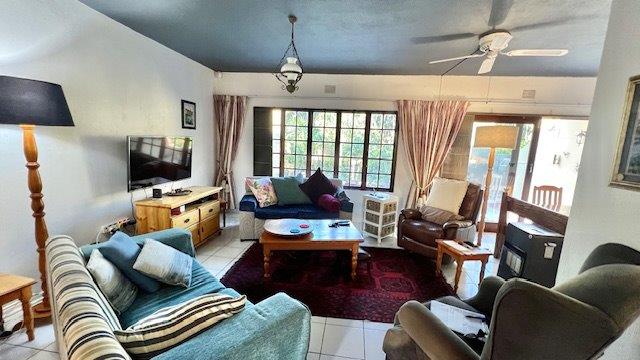 3 Bedroom Property for Sale in Uvongo KwaZulu-Natal