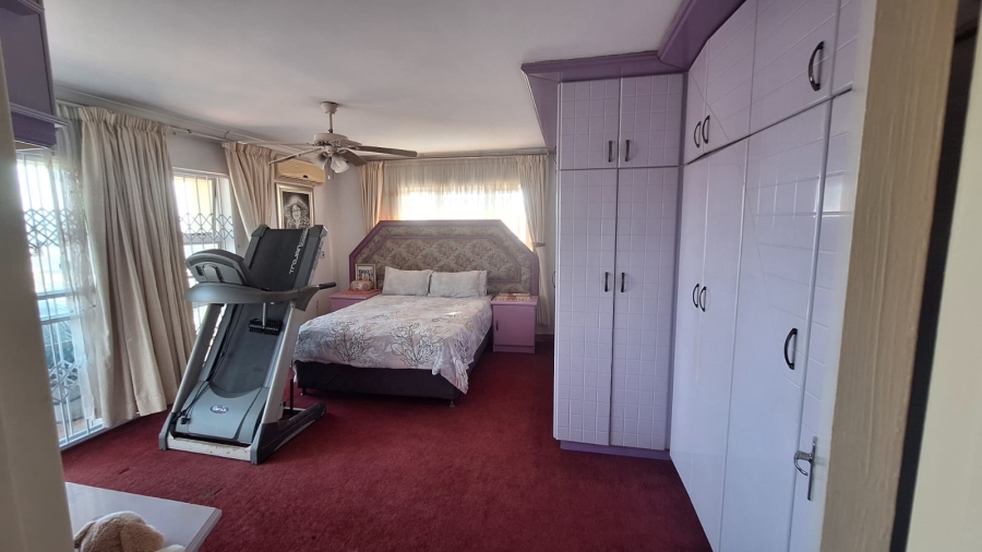 3 Bedroom Property for Sale in Dawncrest KwaZulu-Natal