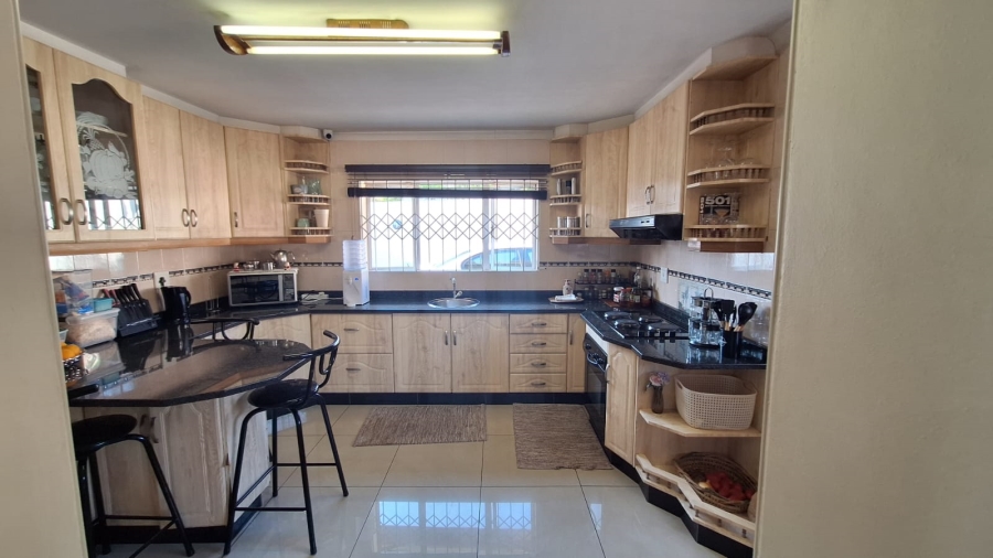 3 Bedroom Property for Sale in Dawncrest KwaZulu-Natal