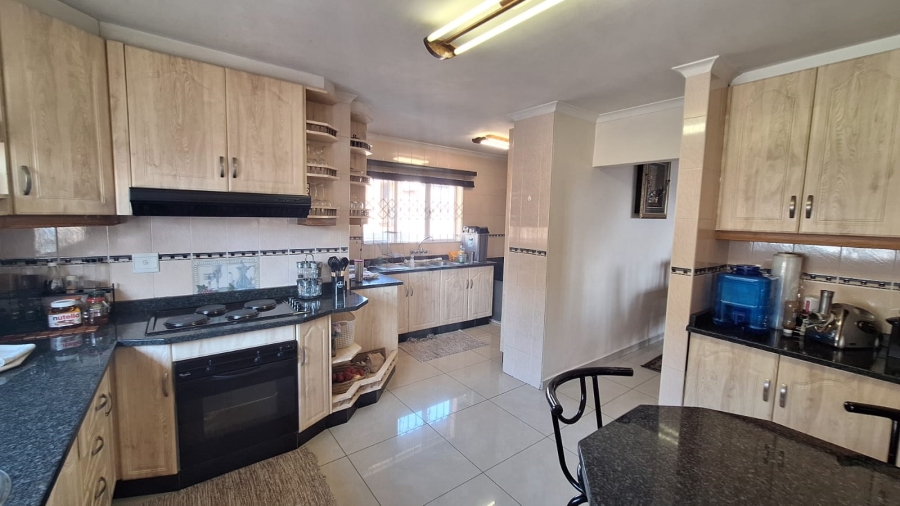 3 Bedroom Property for Sale in Dawncrest KwaZulu-Natal