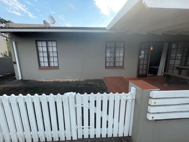 3 Bedroom Property for Sale in Port Edward KwaZulu-Natal