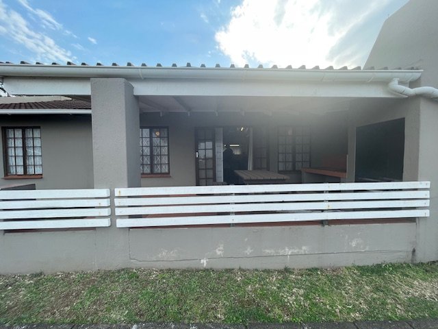 3 Bedroom Property for Sale in Port Edward KwaZulu-Natal