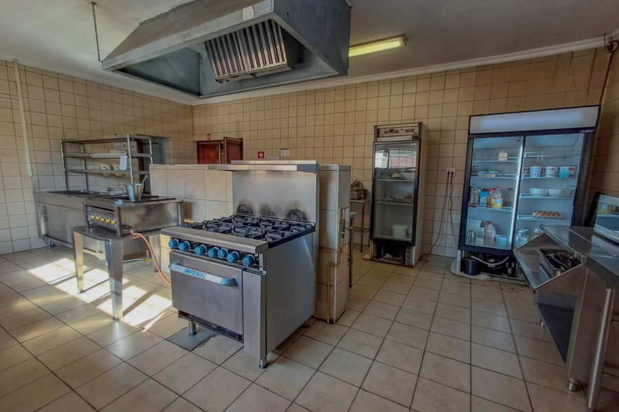 1 Bedroom Property for Sale in Port Edward KwaZulu-Natal