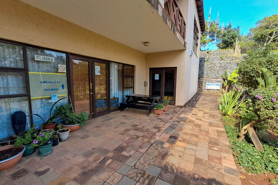 1 Bedroom Property for Sale in Port Edward KwaZulu-Natal