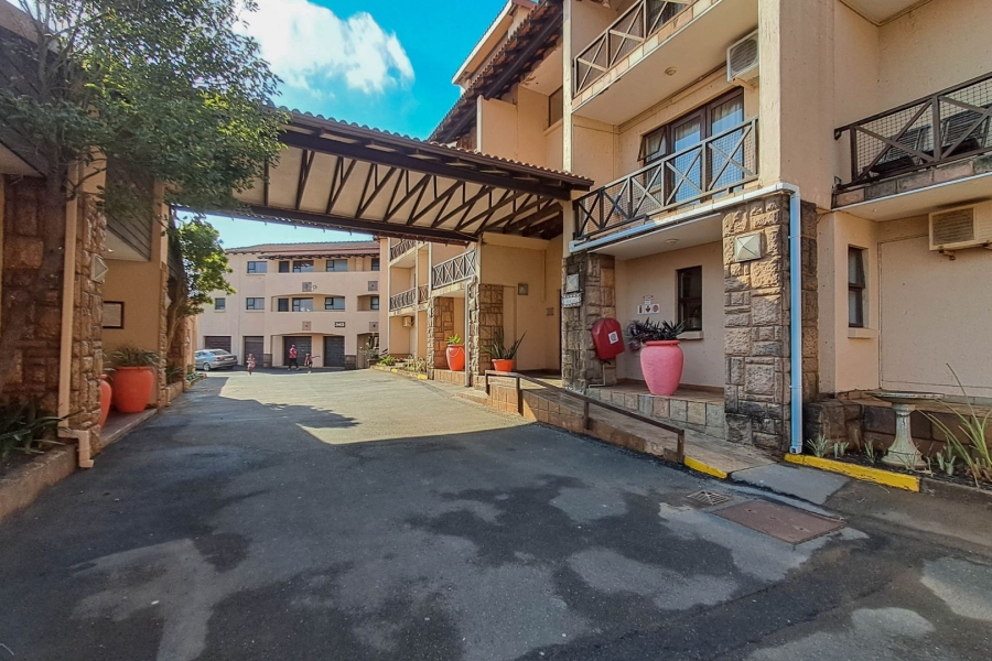 1 Bedroom Property for Sale in Port Edward KwaZulu-Natal