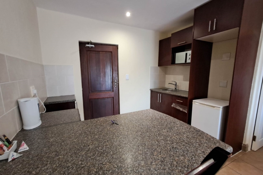 1 Bedroom Property for Sale in Port Edward KwaZulu-Natal