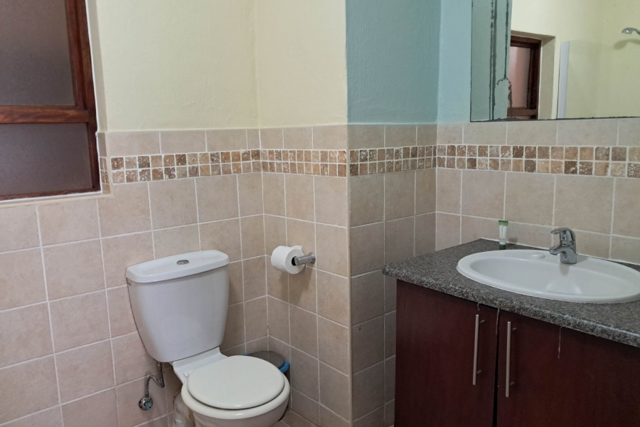 1 Bedroom Property for Sale in Port Edward KwaZulu-Natal