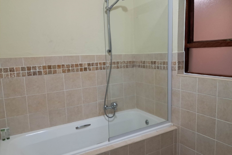 1 Bedroom Property for Sale in Port Edward KwaZulu-Natal