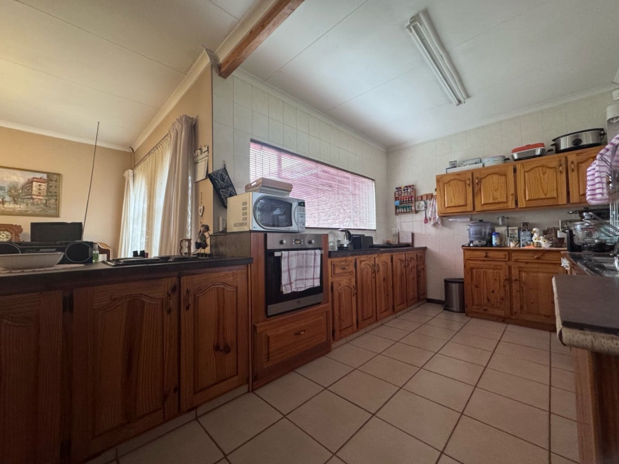4 Bedroom Property for Sale in Aviary Hill KwaZulu-Natal