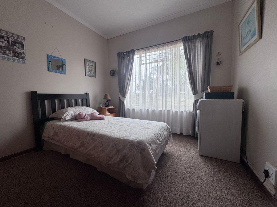4 Bedroom Property for Sale in Aviary Hill KwaZulu-Natal