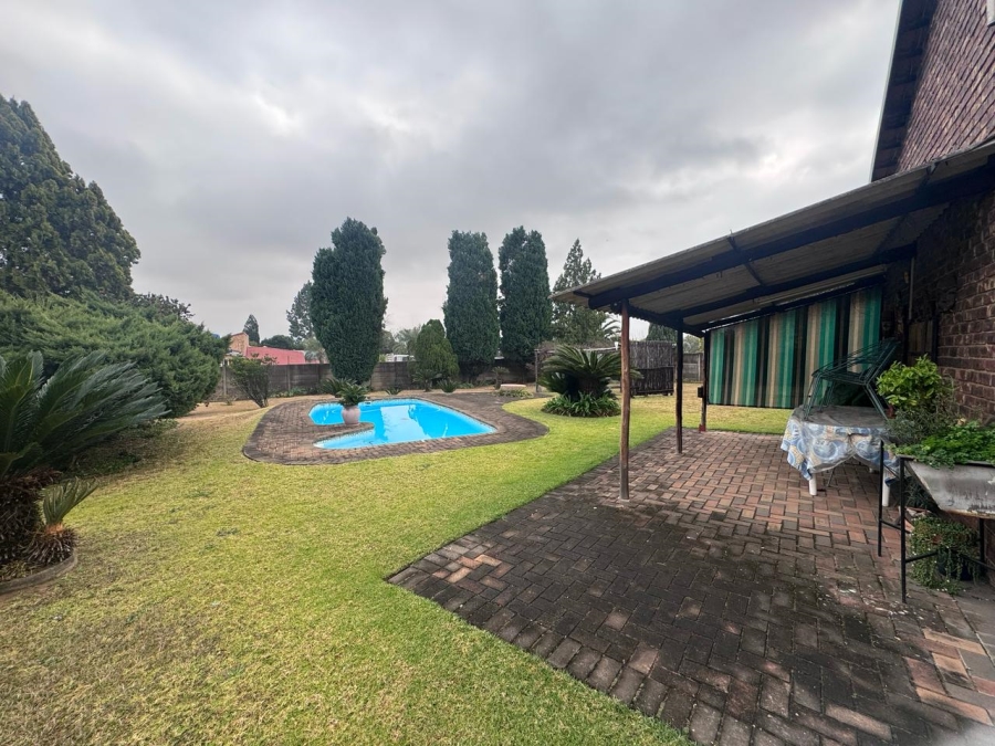 4 Bedroom Property for Sale in Aviary Hill KwaZulu-Natal