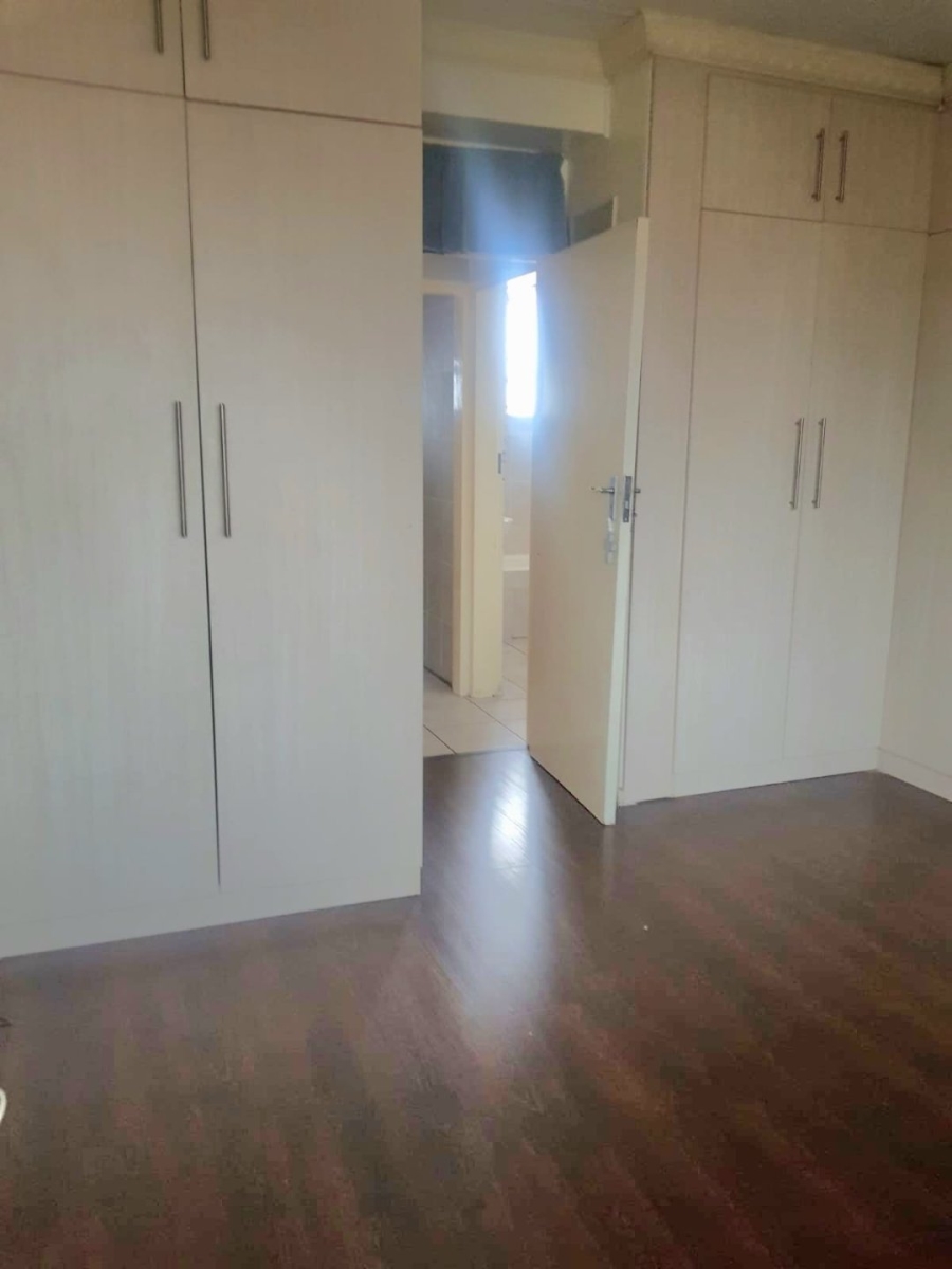 2 Bedroom Property for Sale in Barry Hertzog Park KwaZulu-Natal