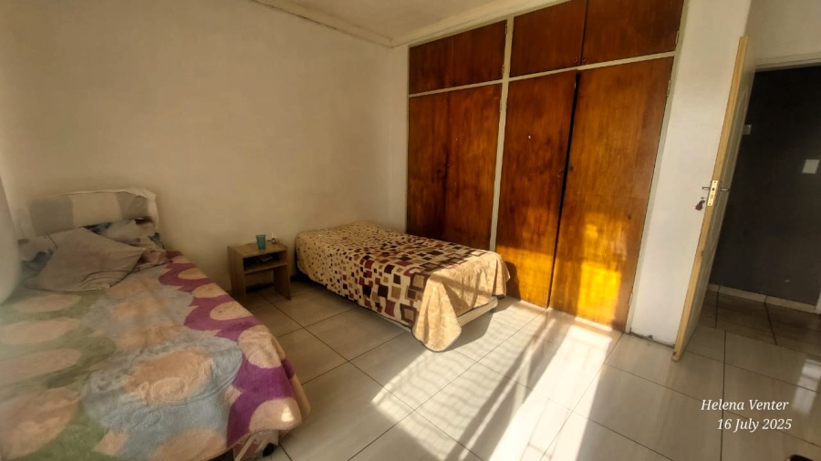 4 Bedroom Property for Sale in Sunnyridge KwaZulu-Natal