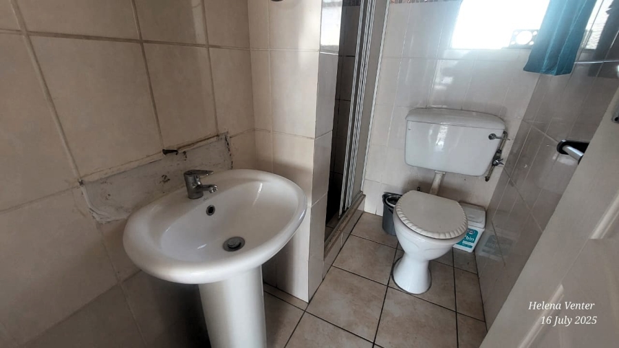 4 Bedroom Property for Sale in Sunnyridge KwaZulu-Natal