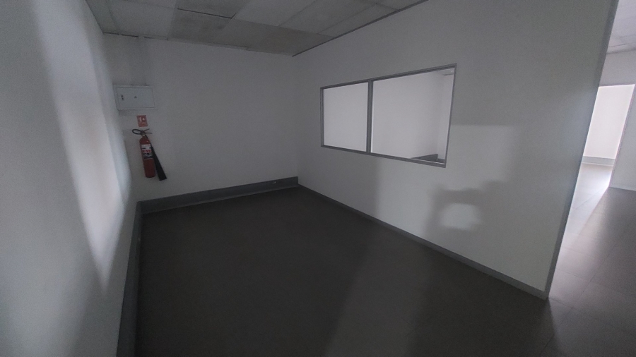 To Let commercial Property for Rent in Bulwer KwaZulu-Natal