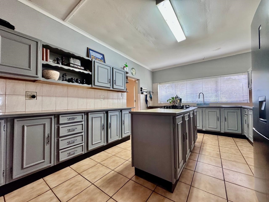  Bedroom Property for Sale in Newcastle Rural KwaZulu-Natal