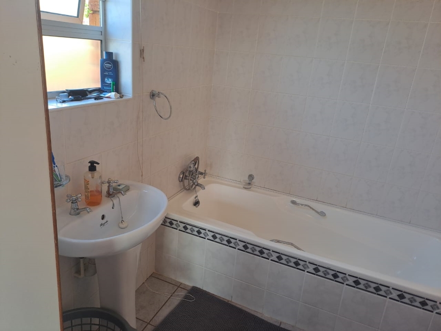 To Let 2 Bedroom Property for Rent in Ramsgate KwaZulu-Natal