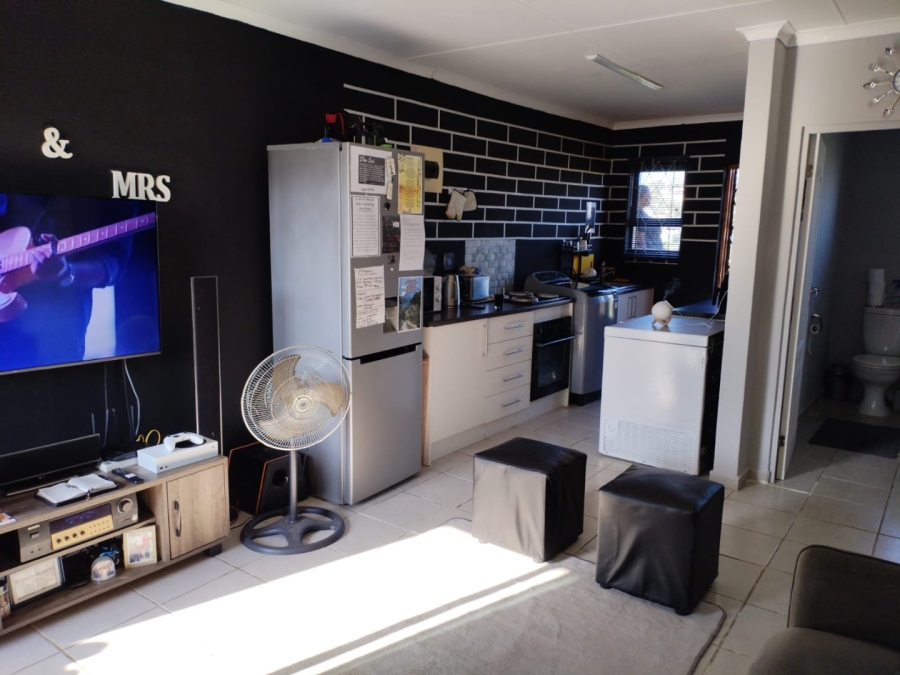 2 Bedroom Property for Sale in Newlands East KwaZulu-Natal