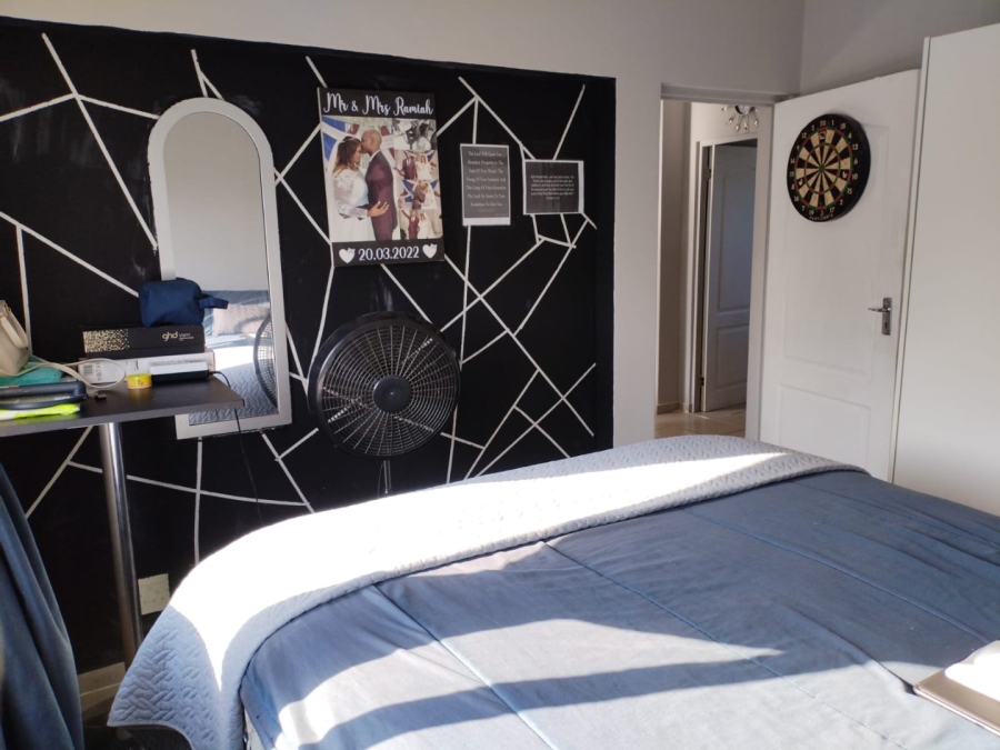 2 Bedroom Property for Sale in Newlands East KwaZulu-Natal