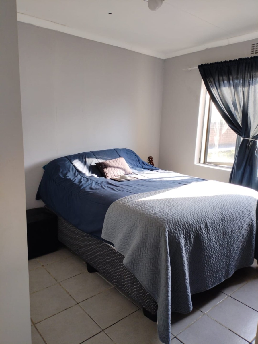 2 Bedroom Property for Sale in Newlands East KwaZulu-Natal