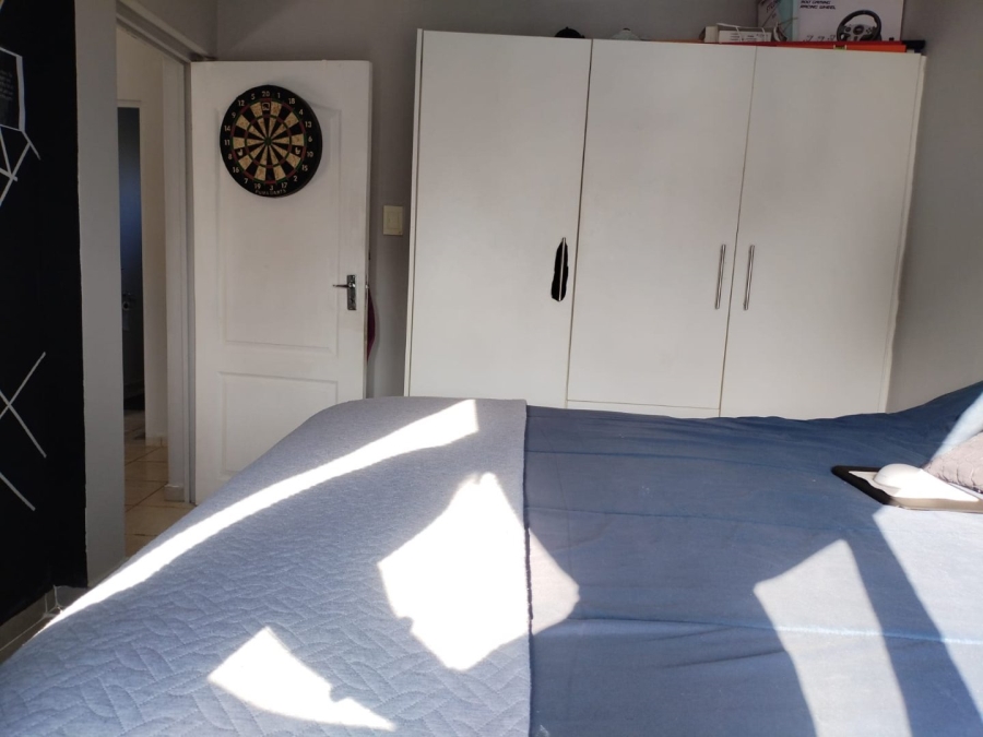 2 Bedroom Property for Sale in Newlands East KwaZulu-Natal