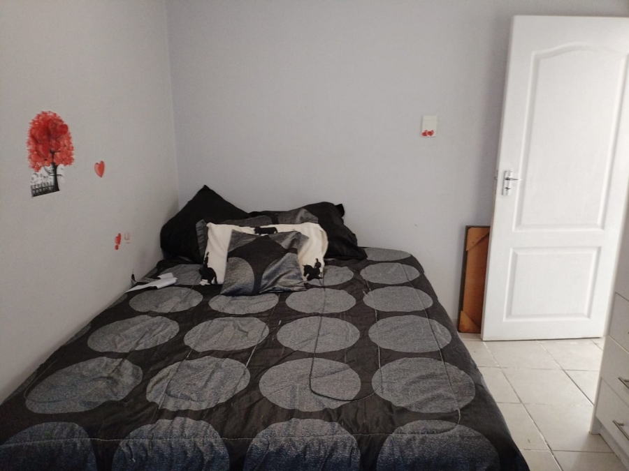 2 Bedroom Property for Sale in Newlands East KwaZulu-Natal