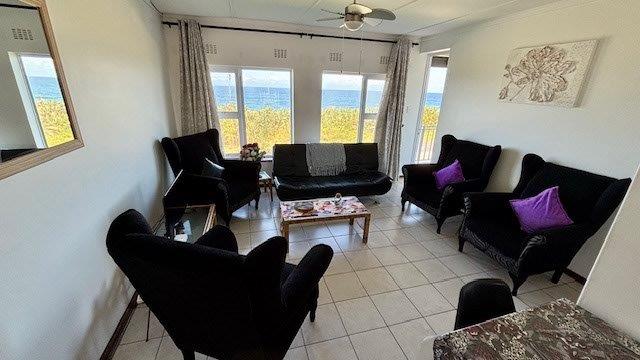 2 Bedroom Property for Sale in Uvongo KwaZulu-Natal