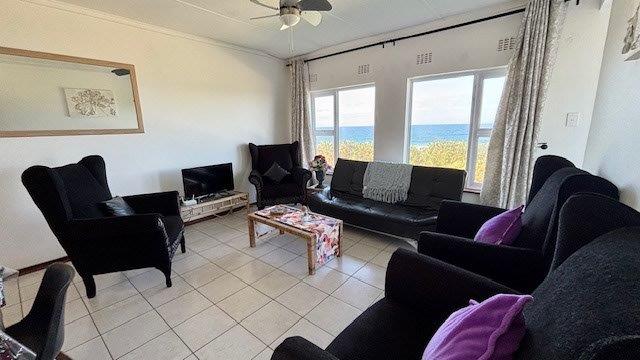 2 Bedroom Property for Sale in Uvongo KwaZulu-Natal