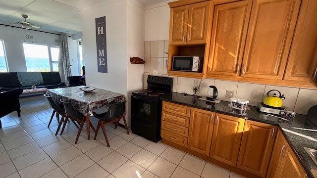 2 Bedroom Property for Sale in Uvongo KwaZulu-Natal