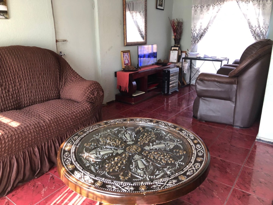  Bedroom Property for Sale in Osizweni KwaZulu-Natal