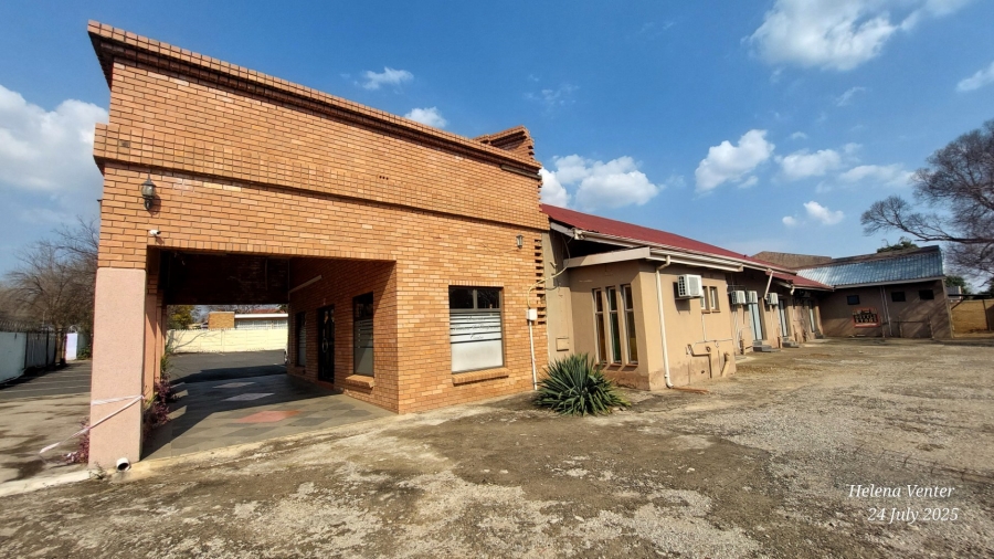 1 Bedroom Property for Sale in Newcastle KwaZulu-Natal