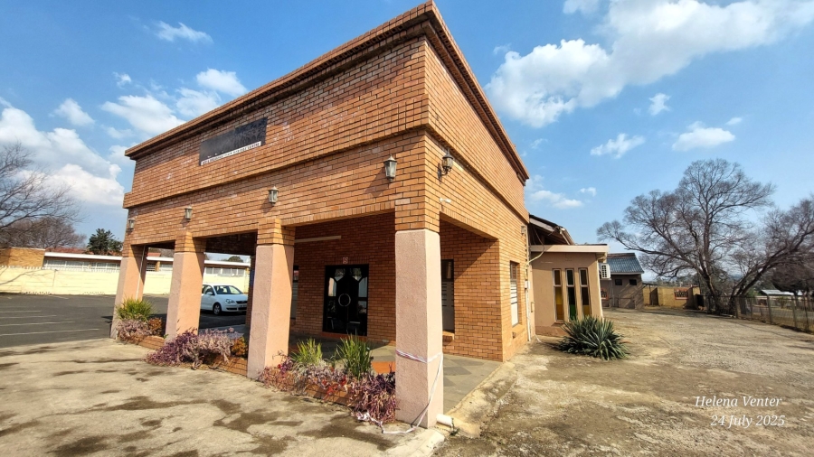 1 Bedroom Property for Sale in Newcastle KwaZulu-Natal