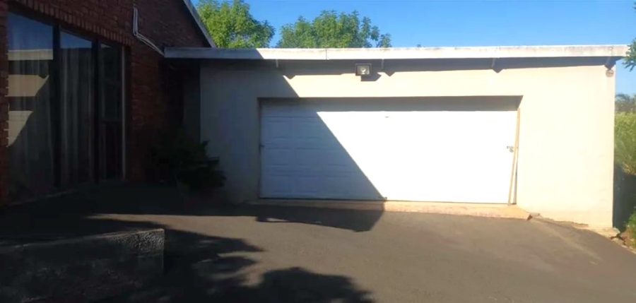 To Let 2 Bedroom Property for Rent in Camperdown KwaZulu-Natal