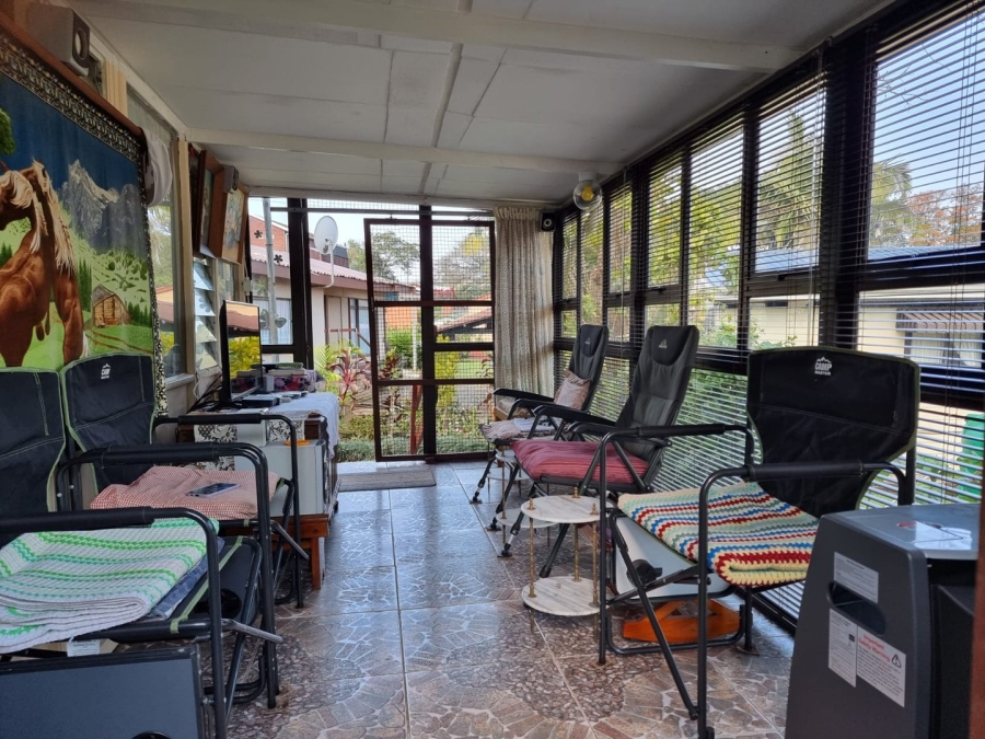 2 Bedroom Property for Sale in Hibberdene KwaZulu-Natal