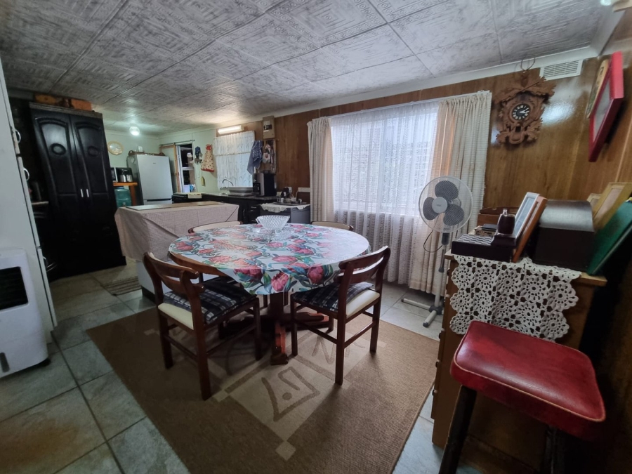 2 Bedroom Property for Sale in Hibberdene KwaZulu-Natal